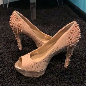 Beige/ rose gold studded platform heels